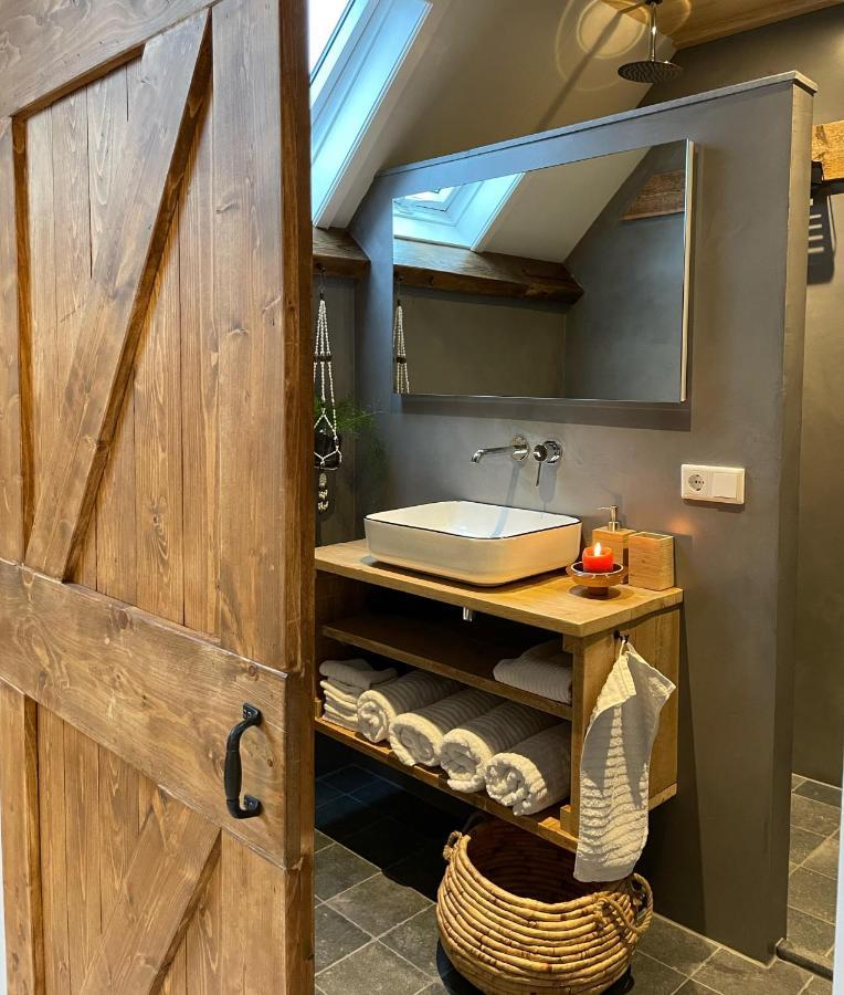 B&B Droom In De Polder -De Salon- Luxe Appartement Met Prive-Sauna Arnemuiden Exterior photo